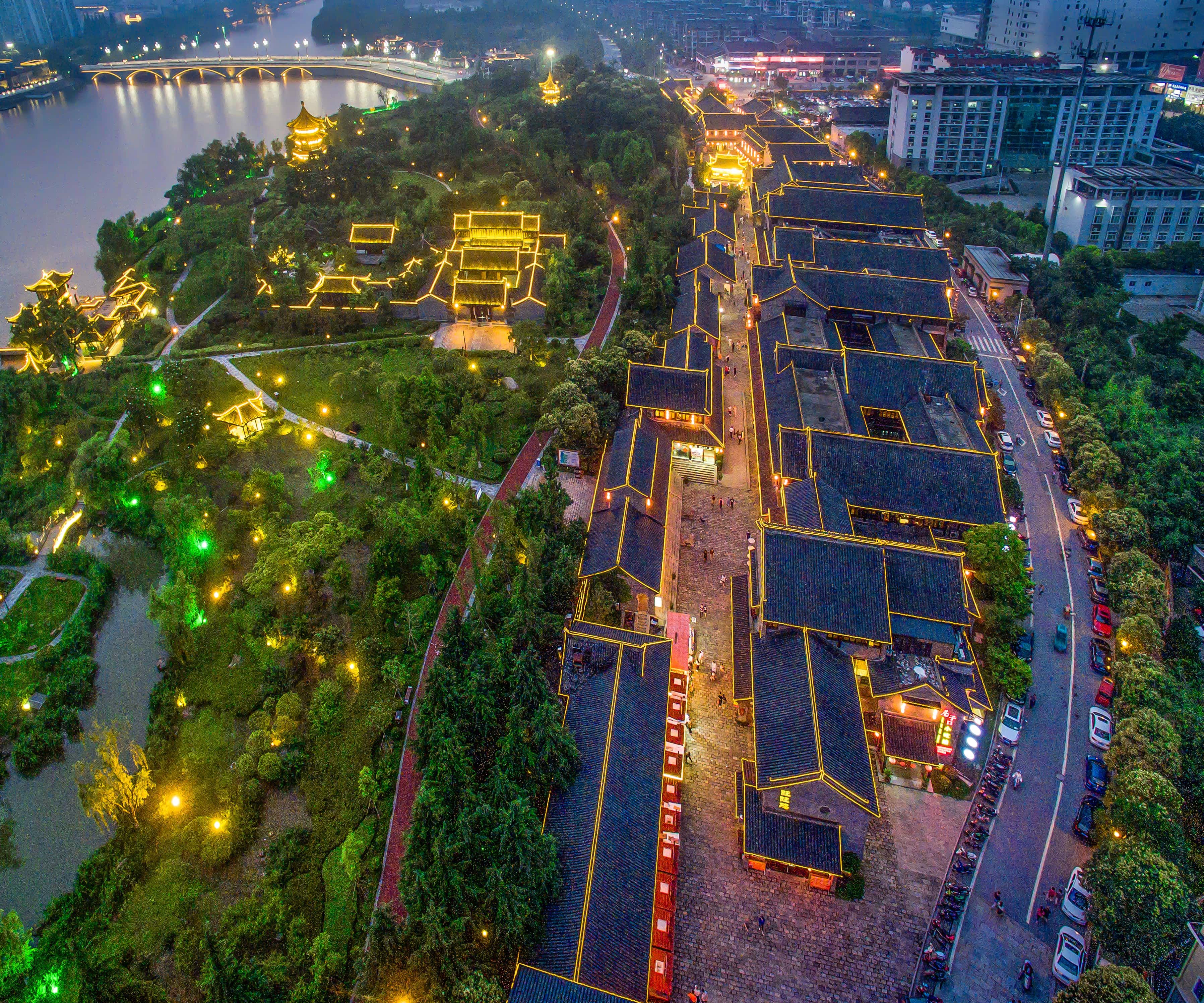 市委书记姜冬冬:三十而立,泰州要“立马就干”!