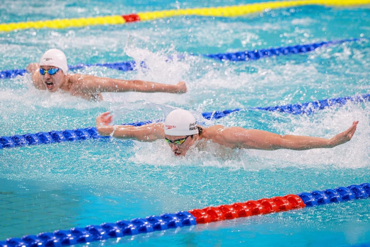 十五运会游泳比赛 龙岗媒体记者 李凯 摄