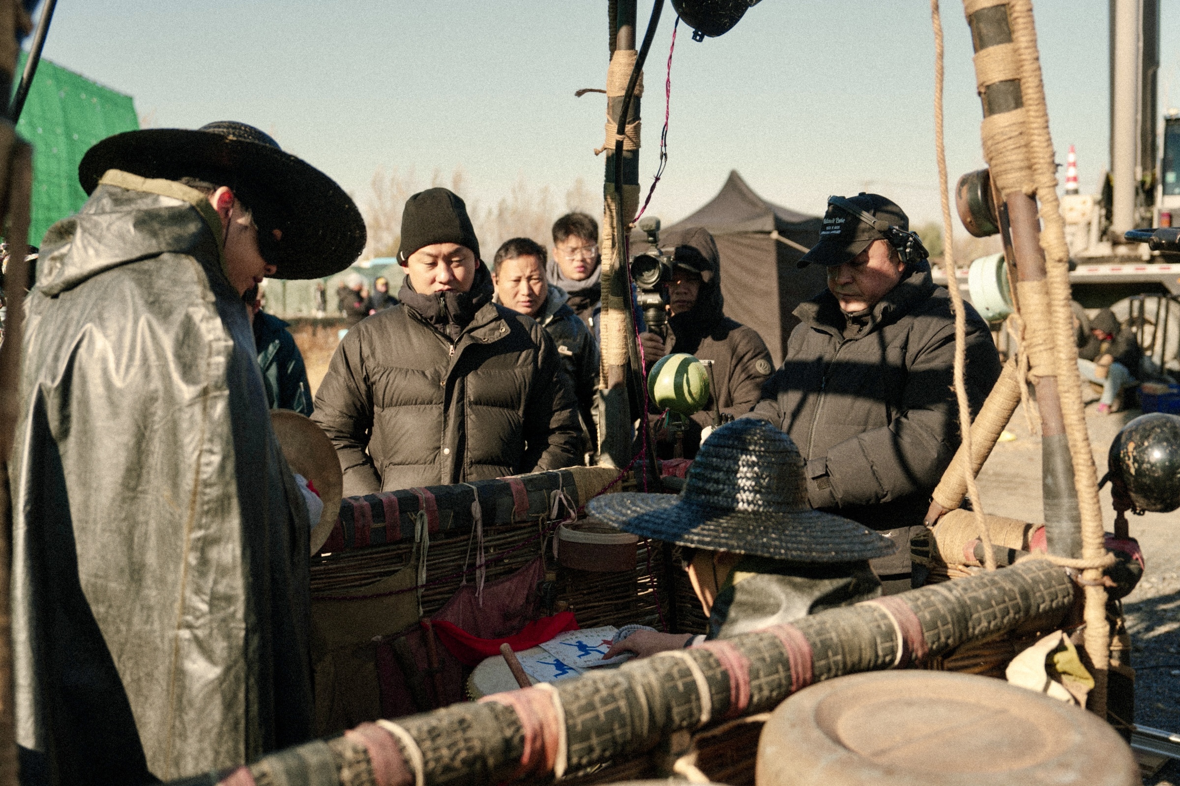 剧组制造了真的可以飞上5000米高空的热气球