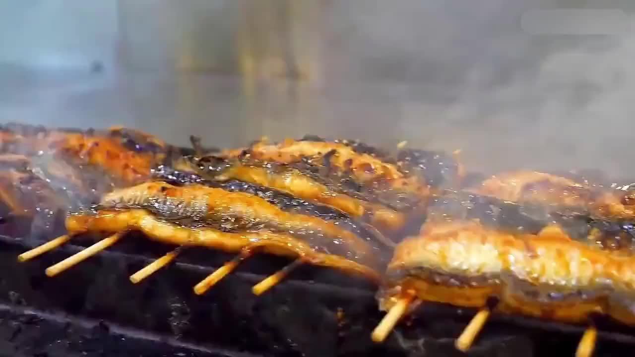 从鱼塘到餐桌，带你见证一条鳗鱼短暂的一生