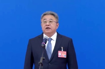 应炯：深化实施“1269”行动计划，加快产业集群提能升级