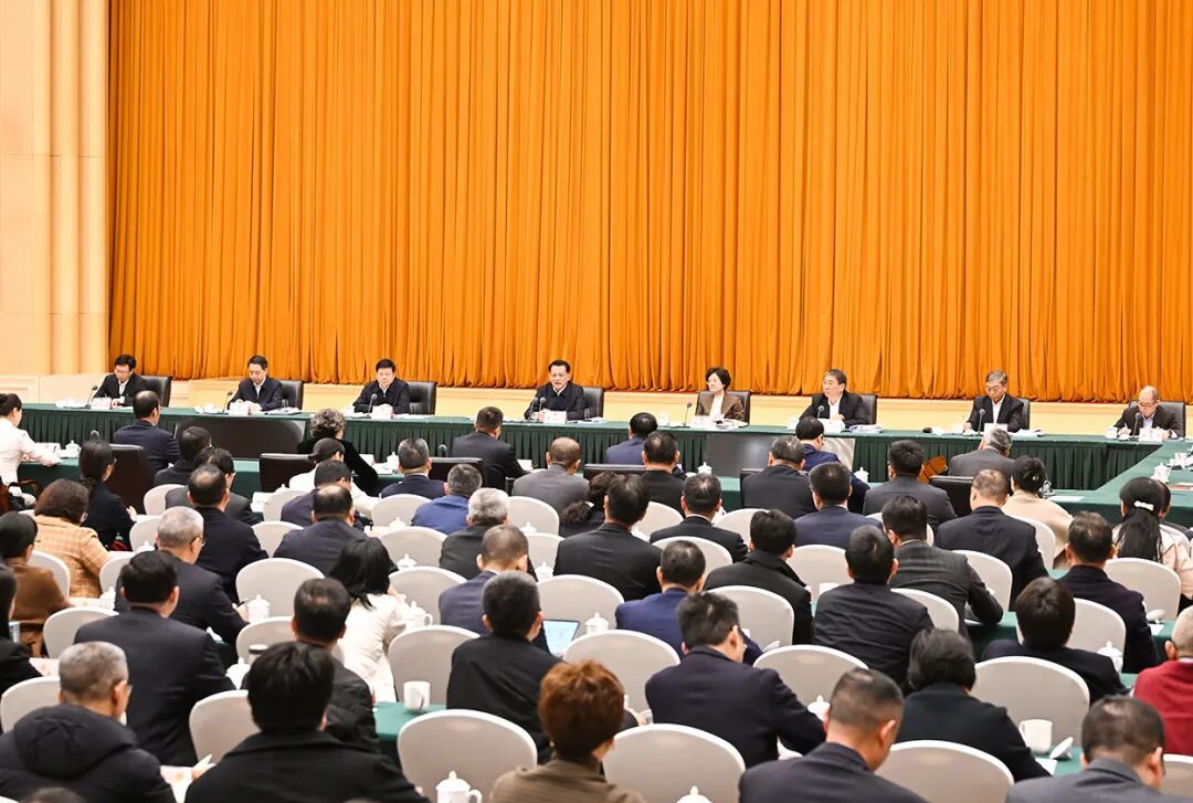 1月29日上午,市委书记袁家军参加市政协六届四次会议第一联组讨论。记者 苏思 摄/视觉重庆