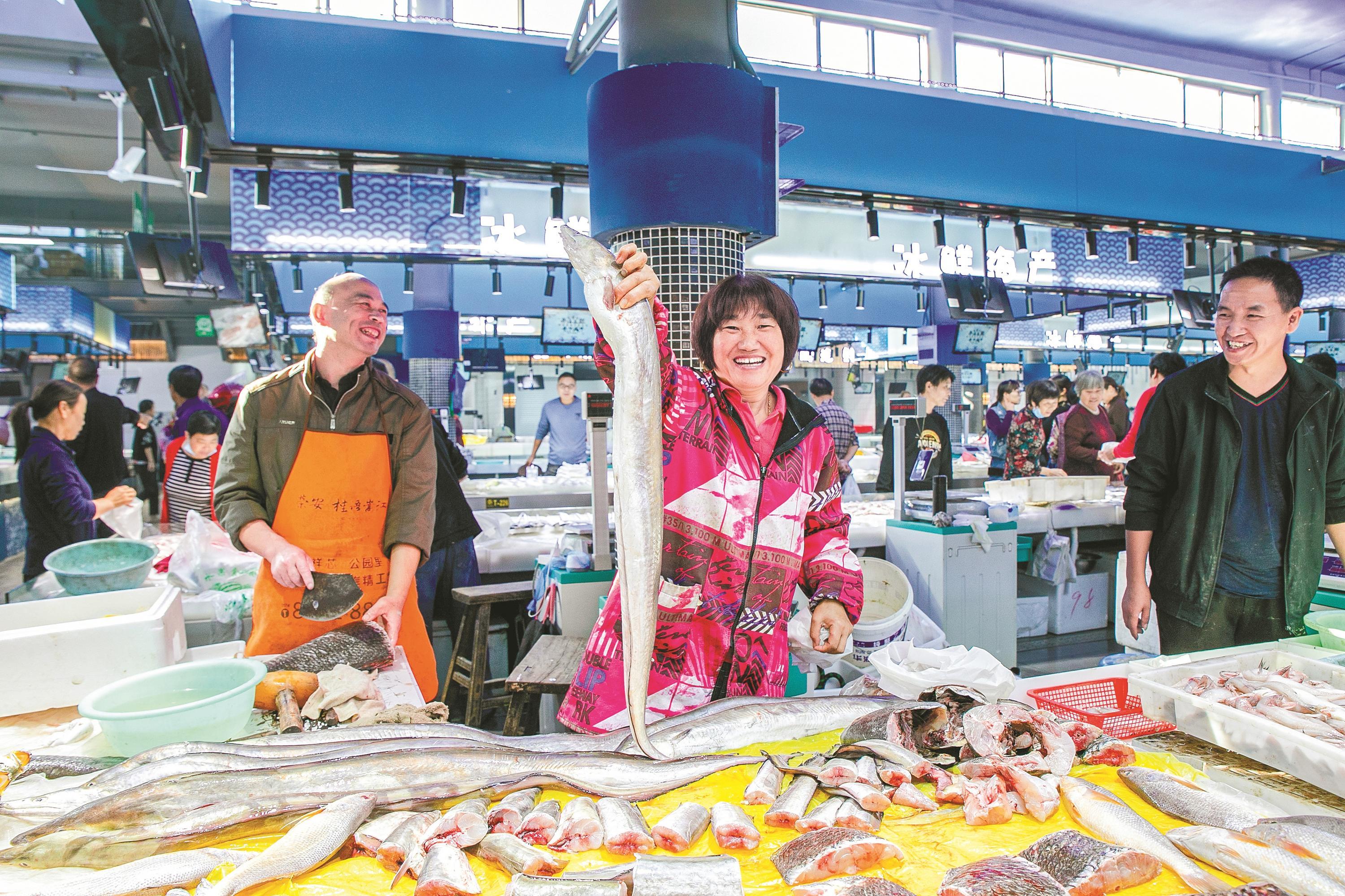 去年241家农贸市场总成交额达307.29亿元 宁波“菜篮子”稳稳的