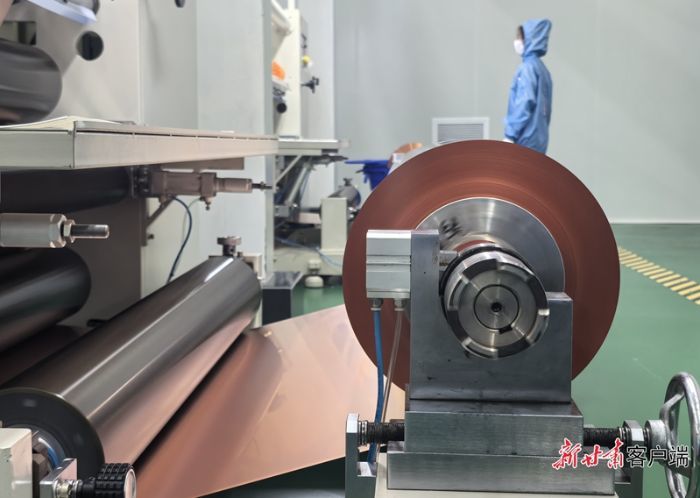 金川集团铜箔生产线　新甘肃&middot;甘肃日报记者　刘健　摄