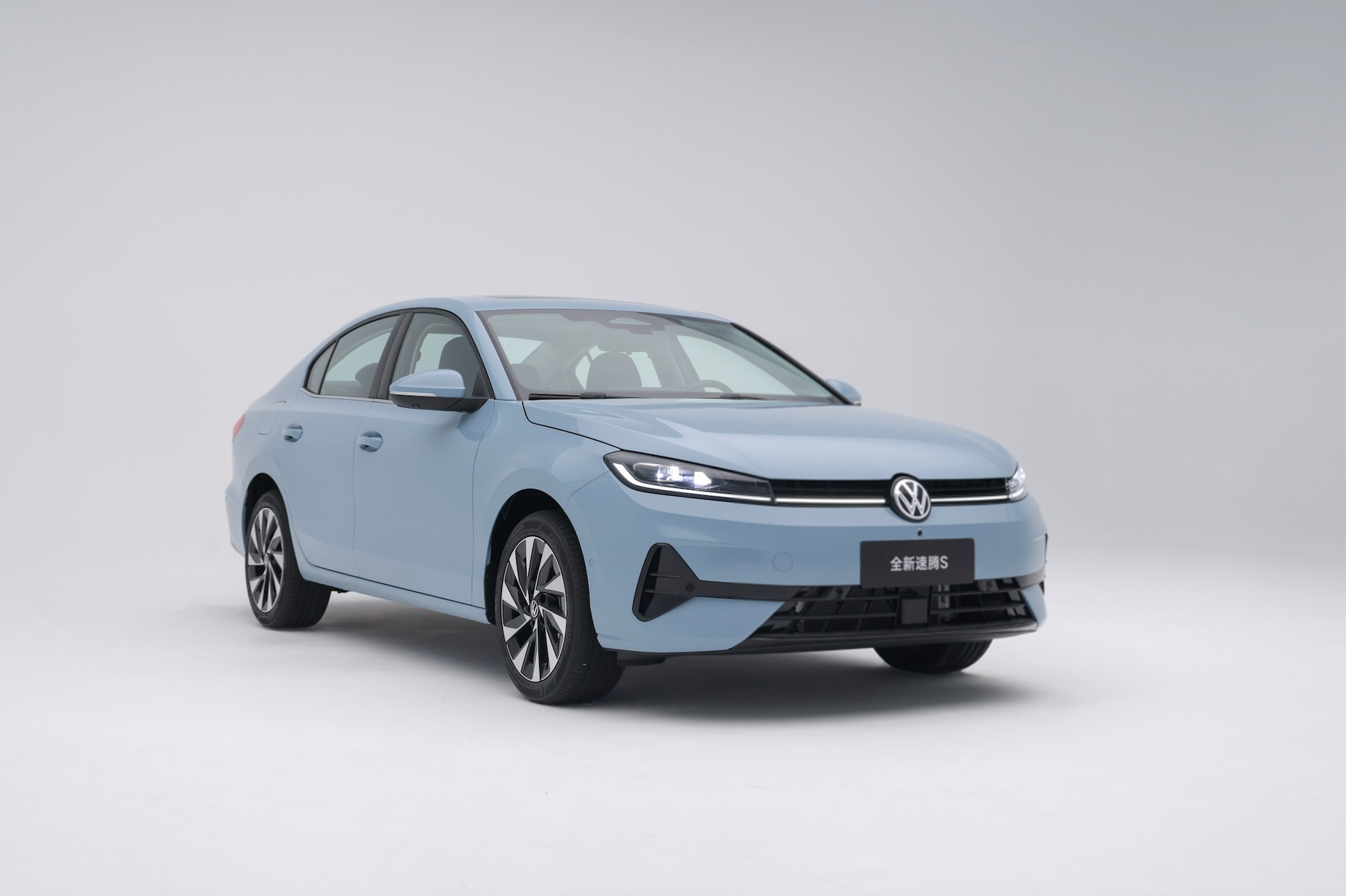 推出油电混8款全新车型，一汽-大众大众品牌将迎来“新商品大年”