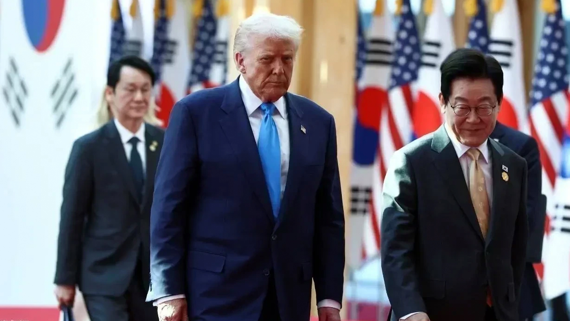 韩国总统府：冷静应对特朗普上调韩国关税 将赴美磋商