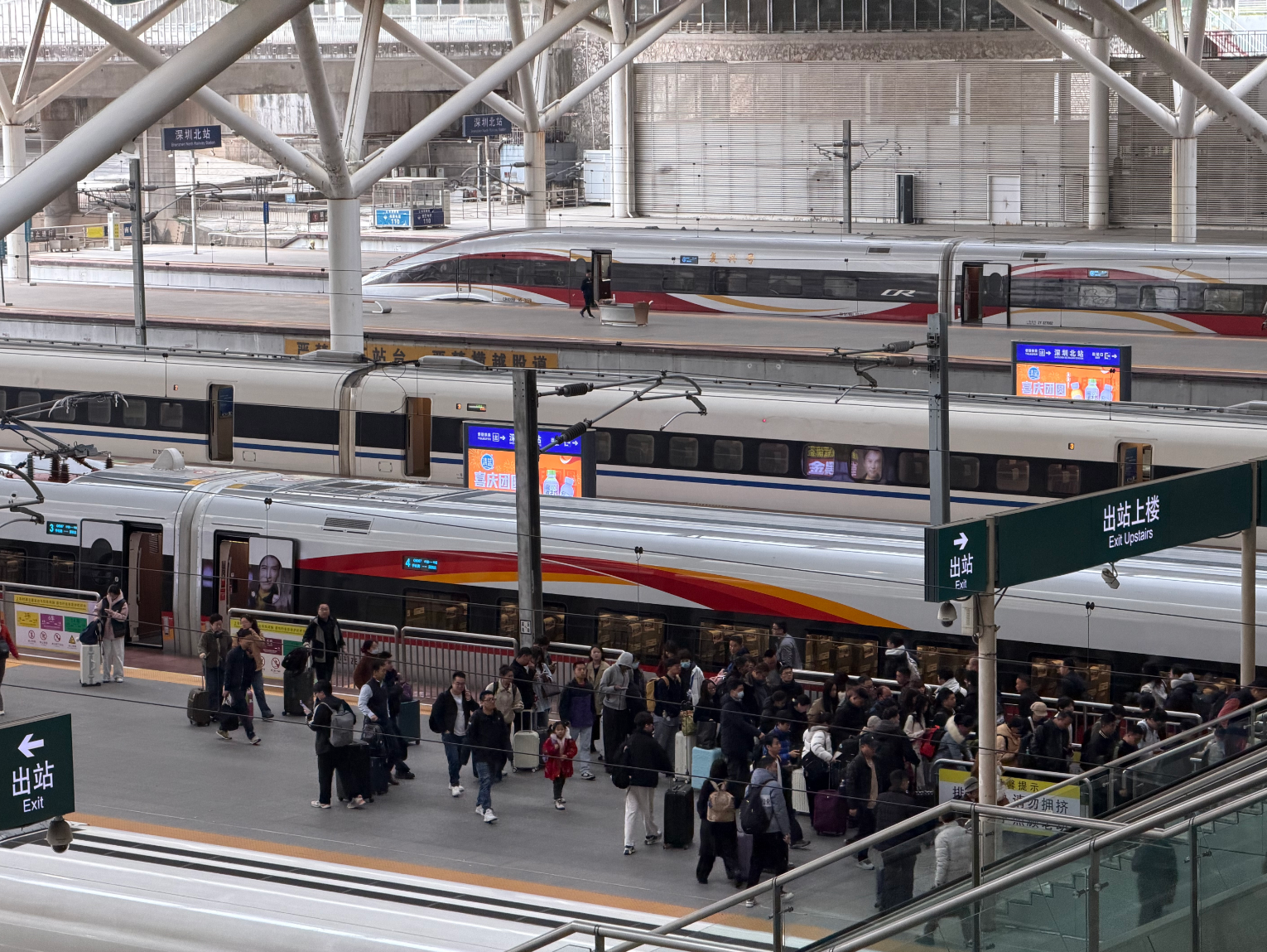 广深港高铁七年蝶变:“公交化”运营刷新全国密度 通达全国网络再升级