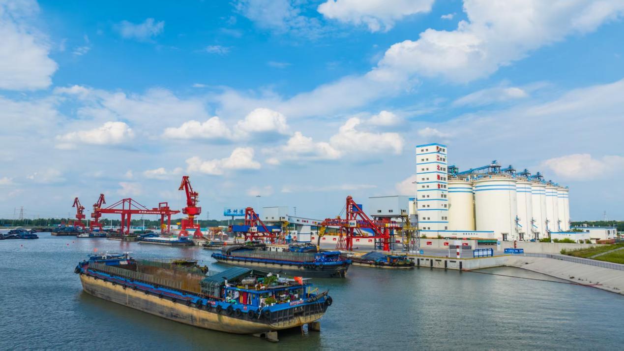 (“北粮南运”的重要枢纽——济州港粮食产业园)