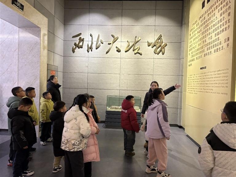 “争做冬日历史小英雄”主题活动　周言文　摄