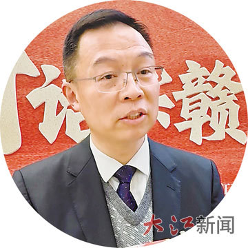 李振专