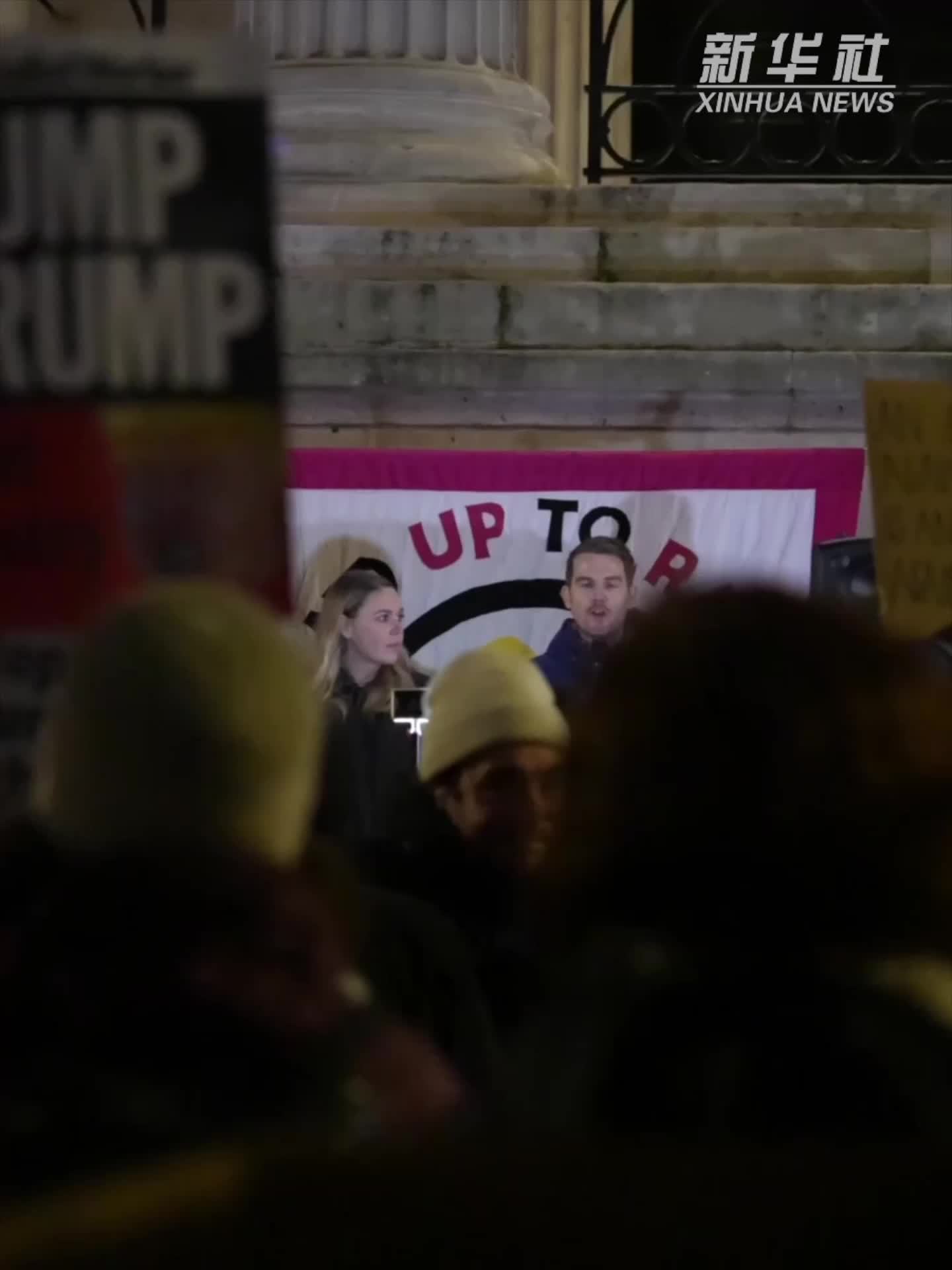 英国抗议民众谴责美国执法暴力