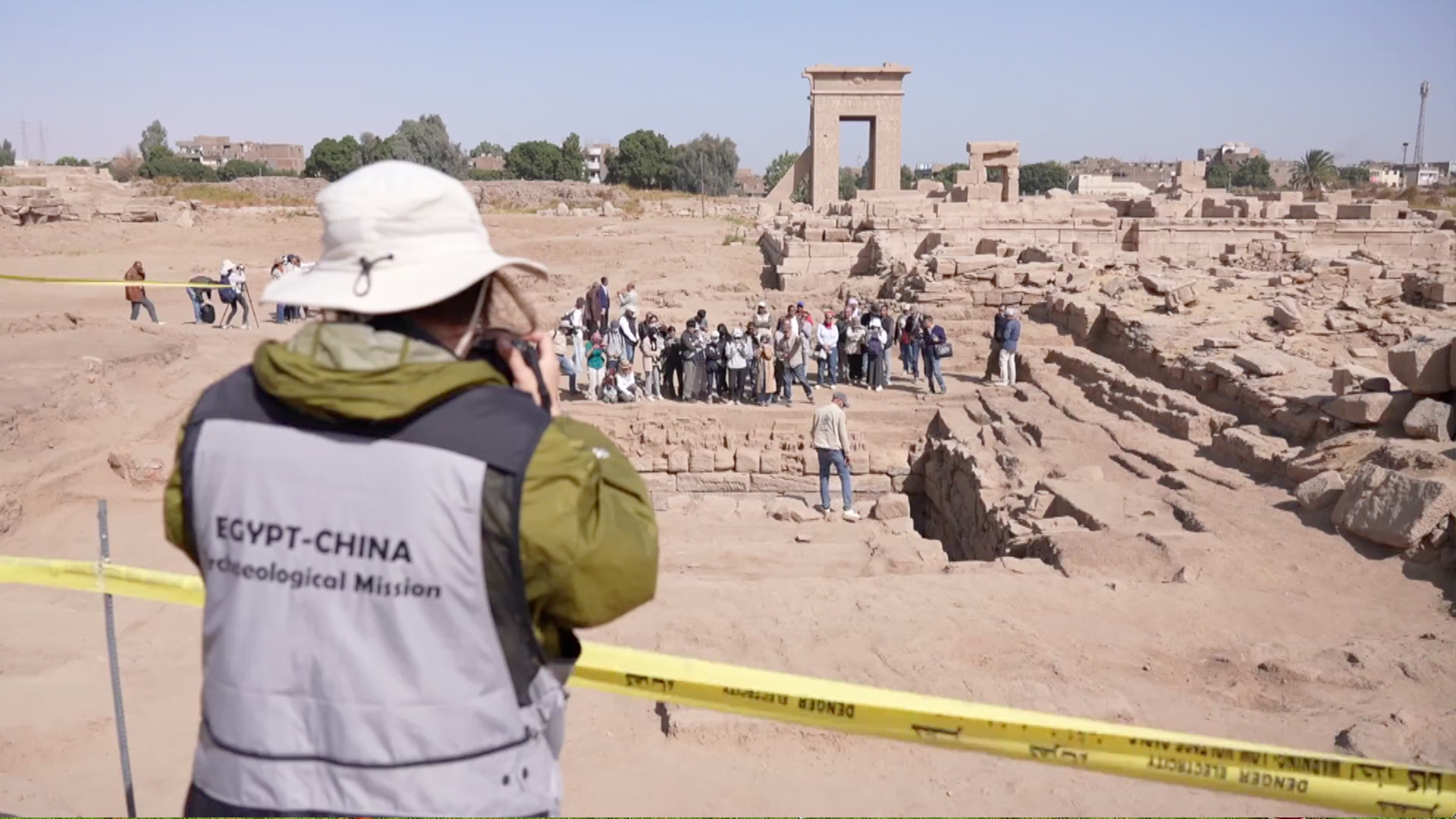 中埃联合考古新发现卡尔纳克圣湖遗址