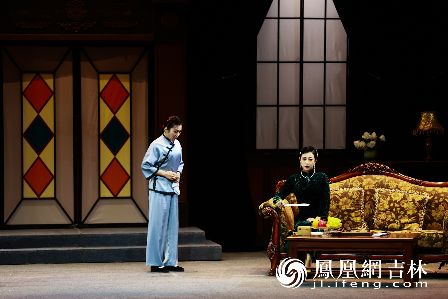 长春话剧院经典剧目《雷雨》2025巡演70场收官