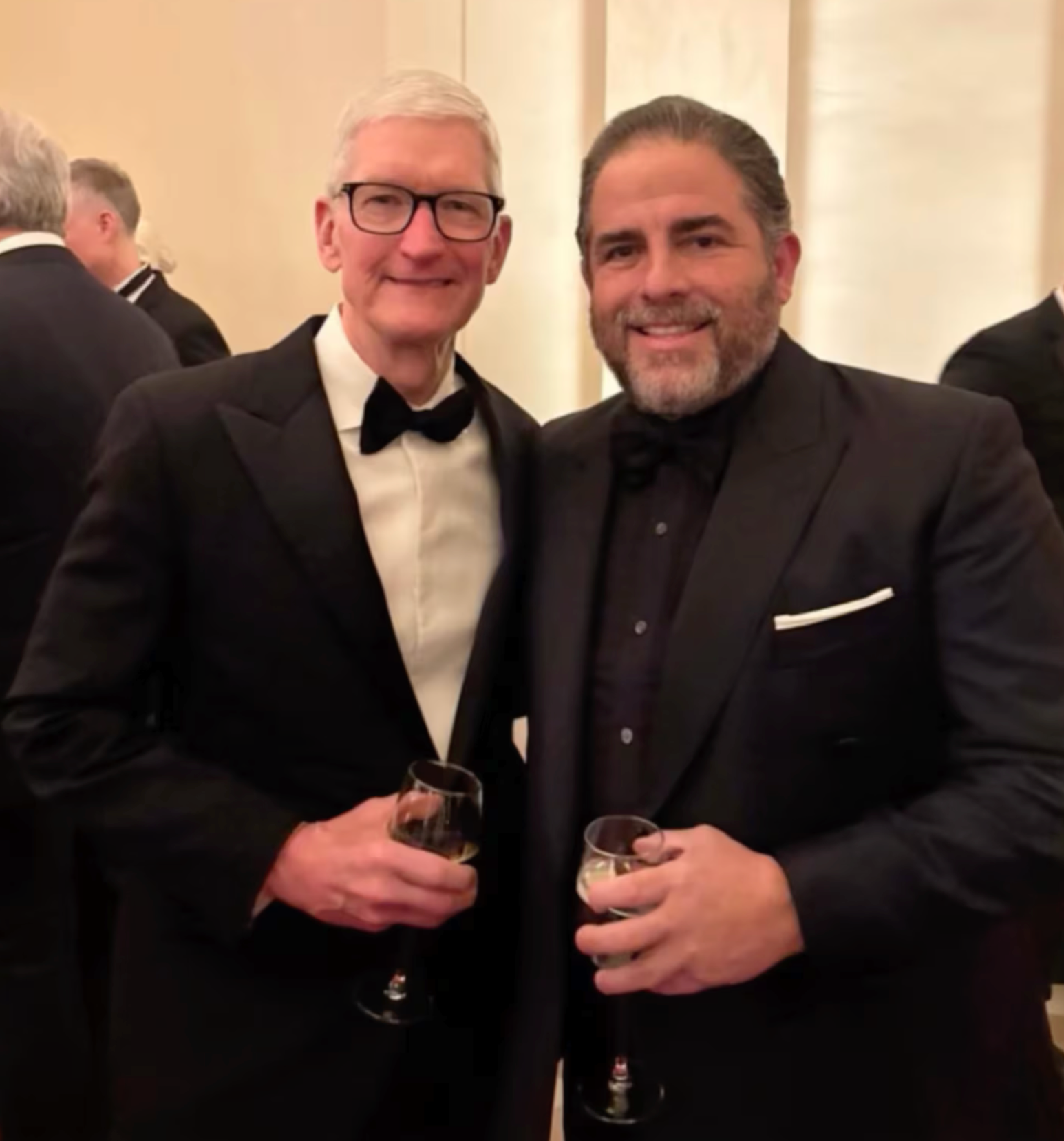 库克与《梅拉尼娅》导演