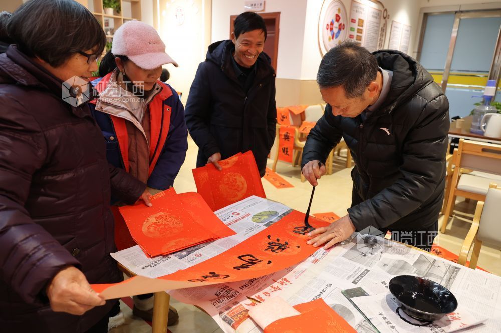 江西新余：“福”到社区居民乐（图）