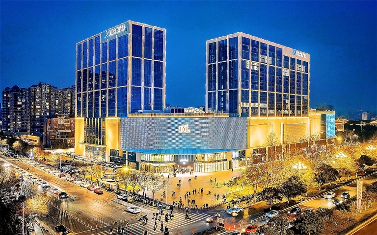 胖东来天使城。 吕超峰 摄