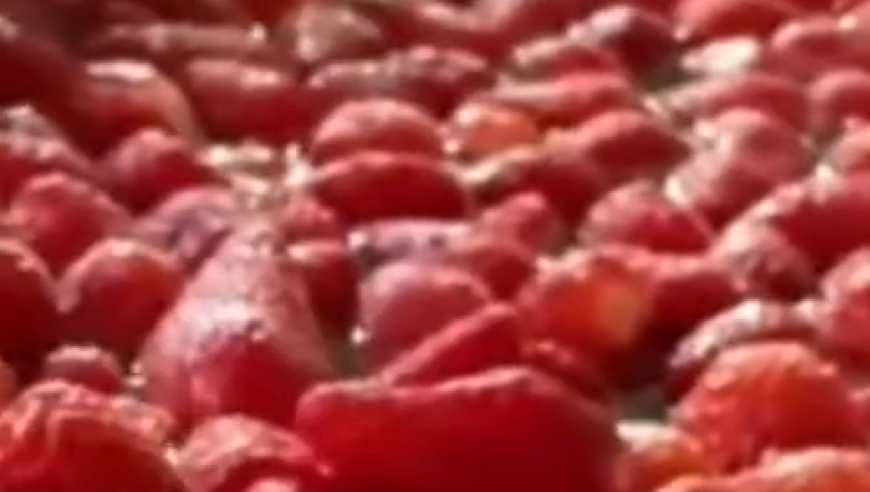 冻干草莓镉超标，市监局称“没有国标”不立案，食品安全监管不能照本宣科