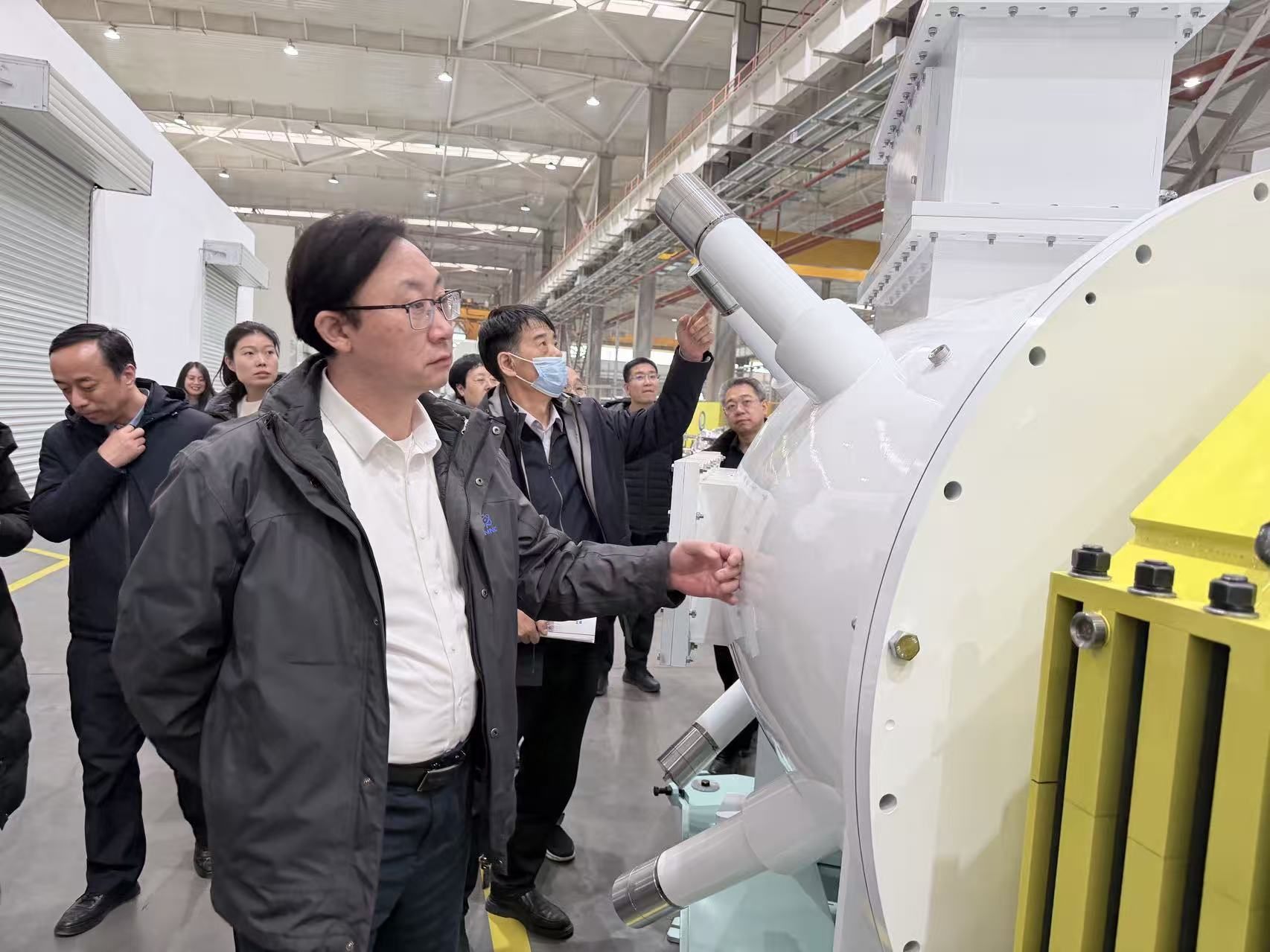 代表团在兰州泰基参观