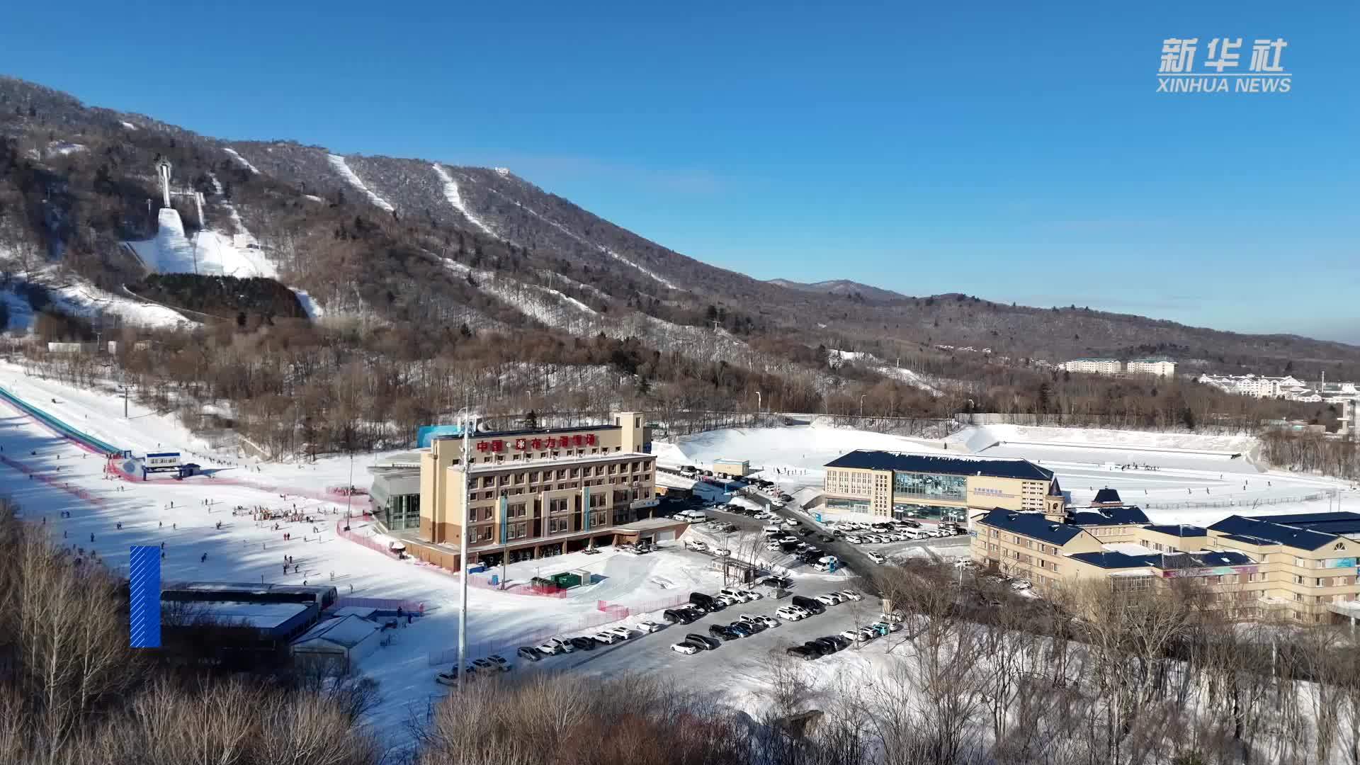 “极寒”中的雪道“雕刻师”