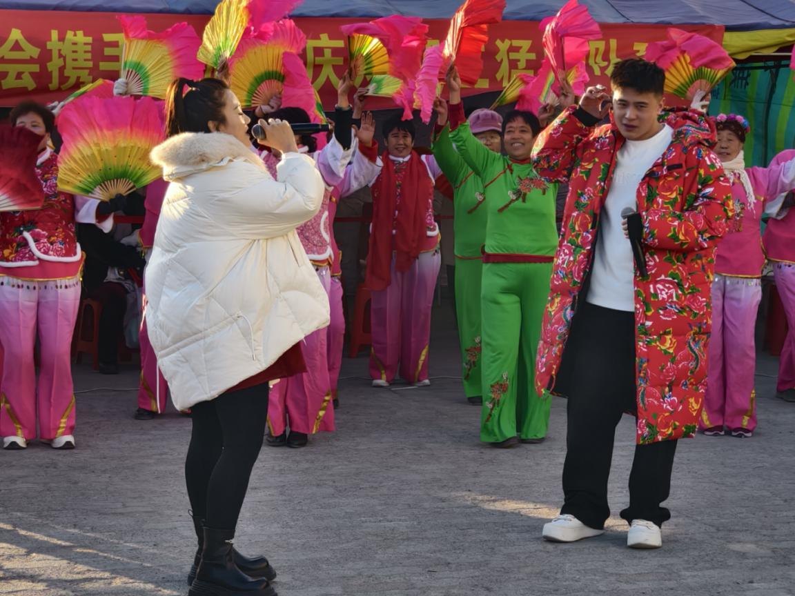 秦皇岛北戴河新区：“年猪宴”飘香四溢 传统年味暖入人心