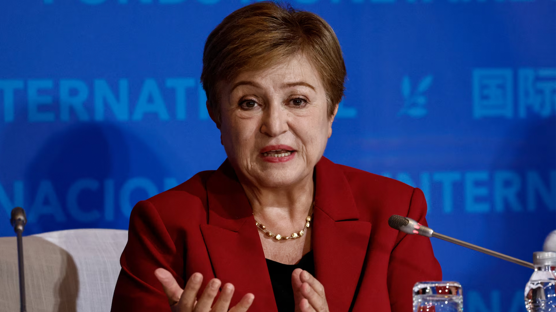 IMF总裁：全球经济最大风险来自冲突战争