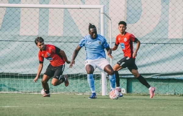 0比1！深圳新鹏城输给泰超球队，高调引援提前宣告失败？球迷热议"