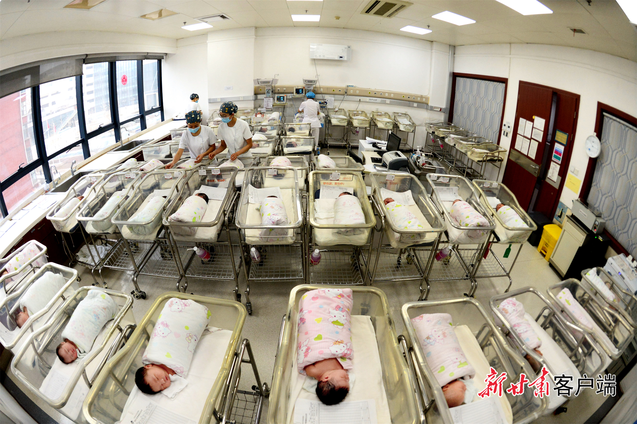 我省实施各类生育支持政策惠及千家万户