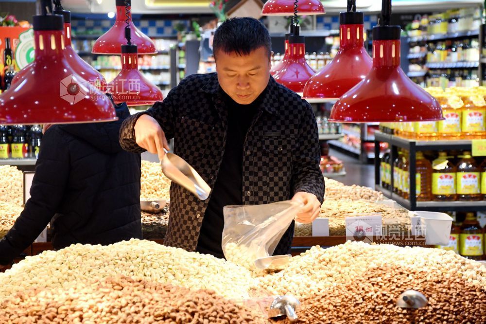 江西南丰：节前市场供销两旺（图）