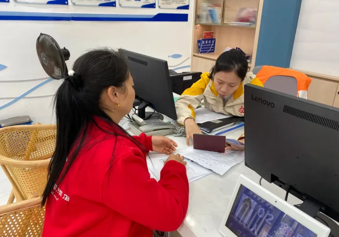 不用跨海跑 珠海担杆镇“直办+帮办”让海岛群众就地即可办成事