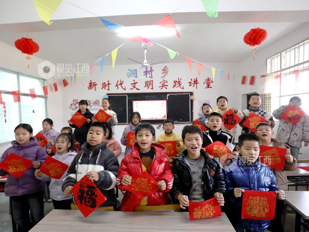 江西分宜：学非遗拓印 享文化假期（图）