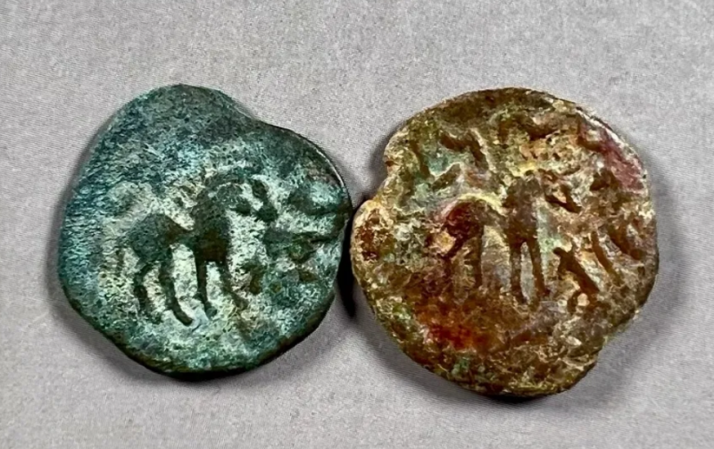 和田地区博物馆馆藏的“汉佉二体钱”。和田地区博物馆资料图