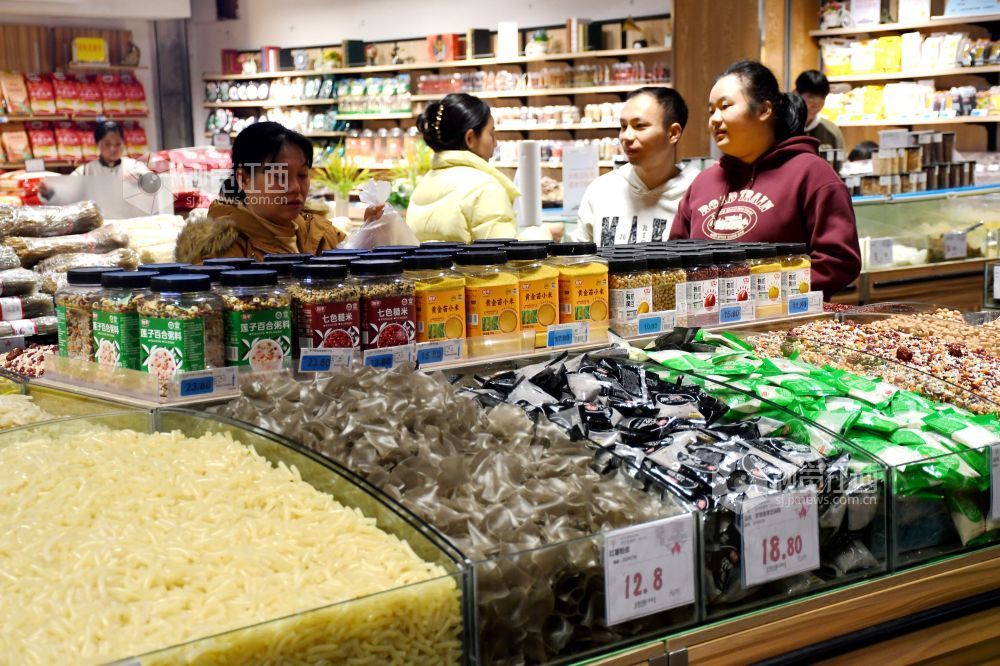 江西南丰：节前市场供销两旺（图）