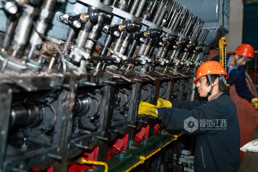 江西：护航春运（图）