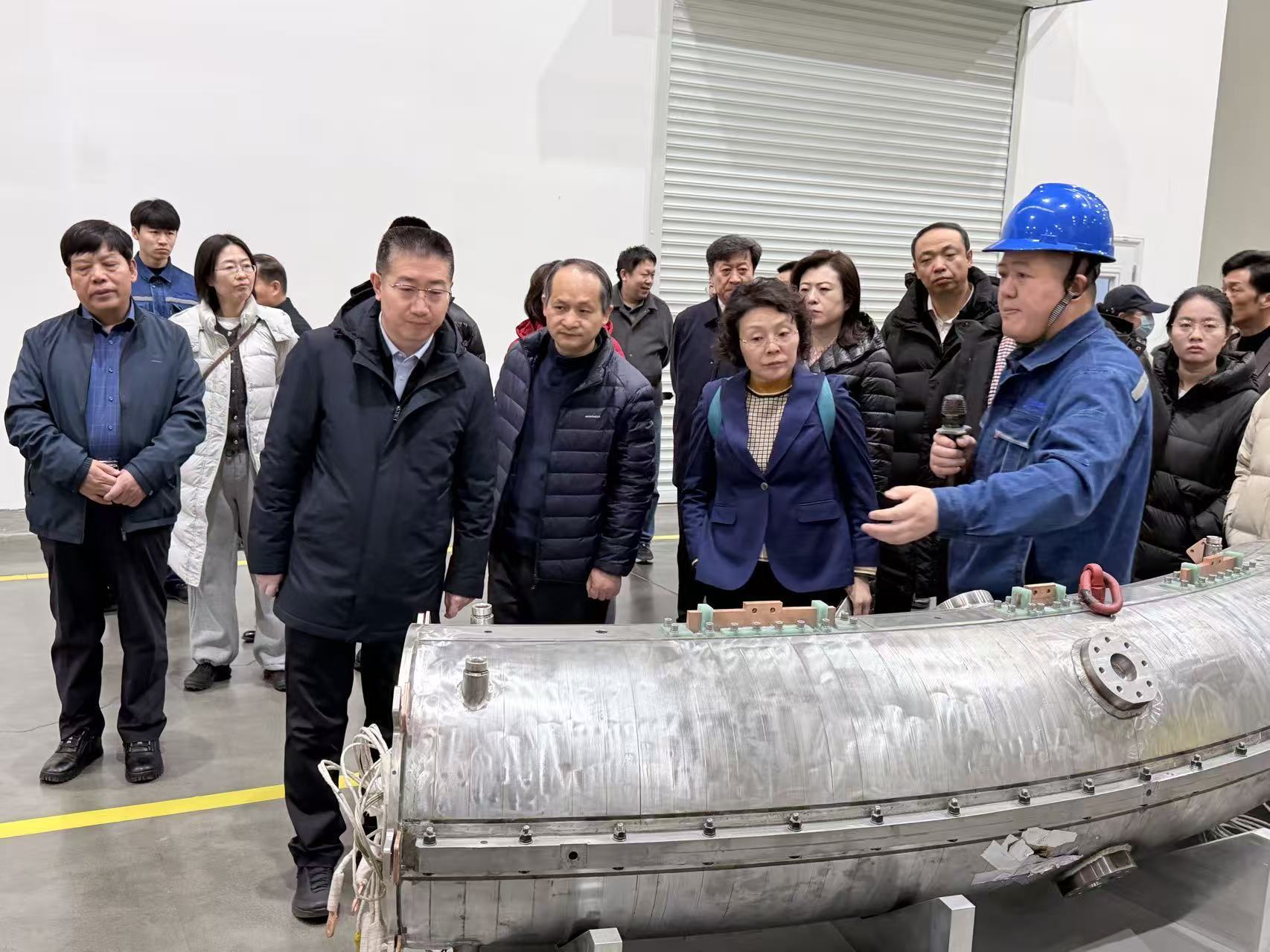 代表团在兰州泰基参观