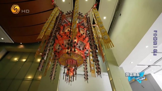 千角灯制作工艺十分复杂，教学靠口传心授，这门手艺一度濒临失传