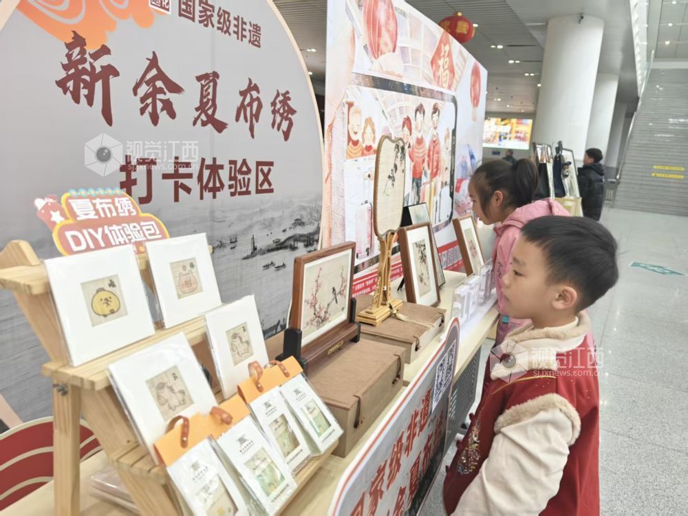 江西新余：歌声暖旅途 非遗润春运（图）