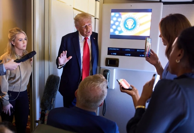 最后一批爱泼斯坦文件公布,特朗普:证明了我的清白