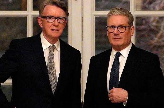 爱泼斯坦案发酵,“斯塔默当首相的日子到头了”