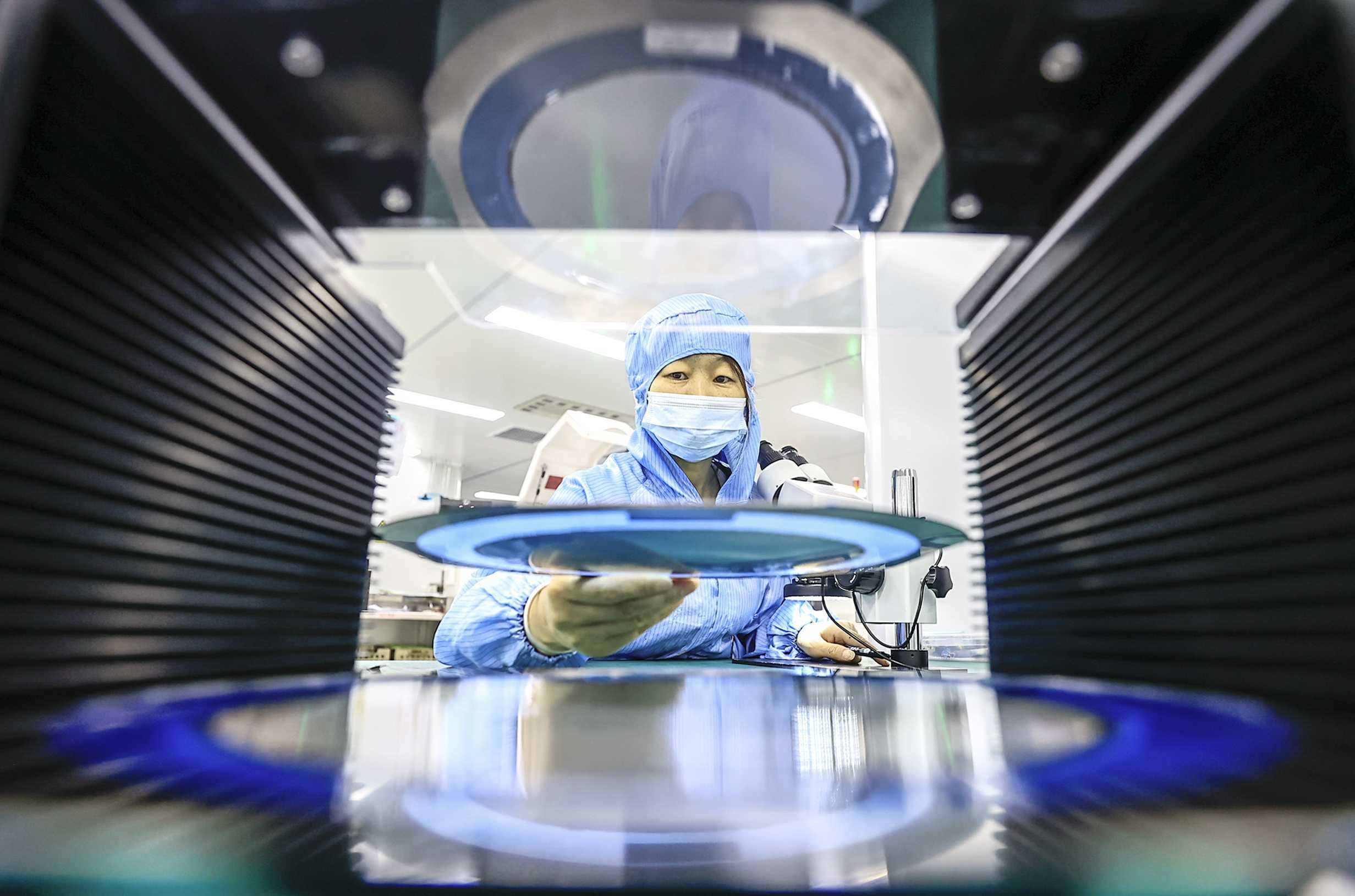 ▲位于湖口高新技术产业园区的江西天漪半导体有限公司生产车间。通讯员吴江摄