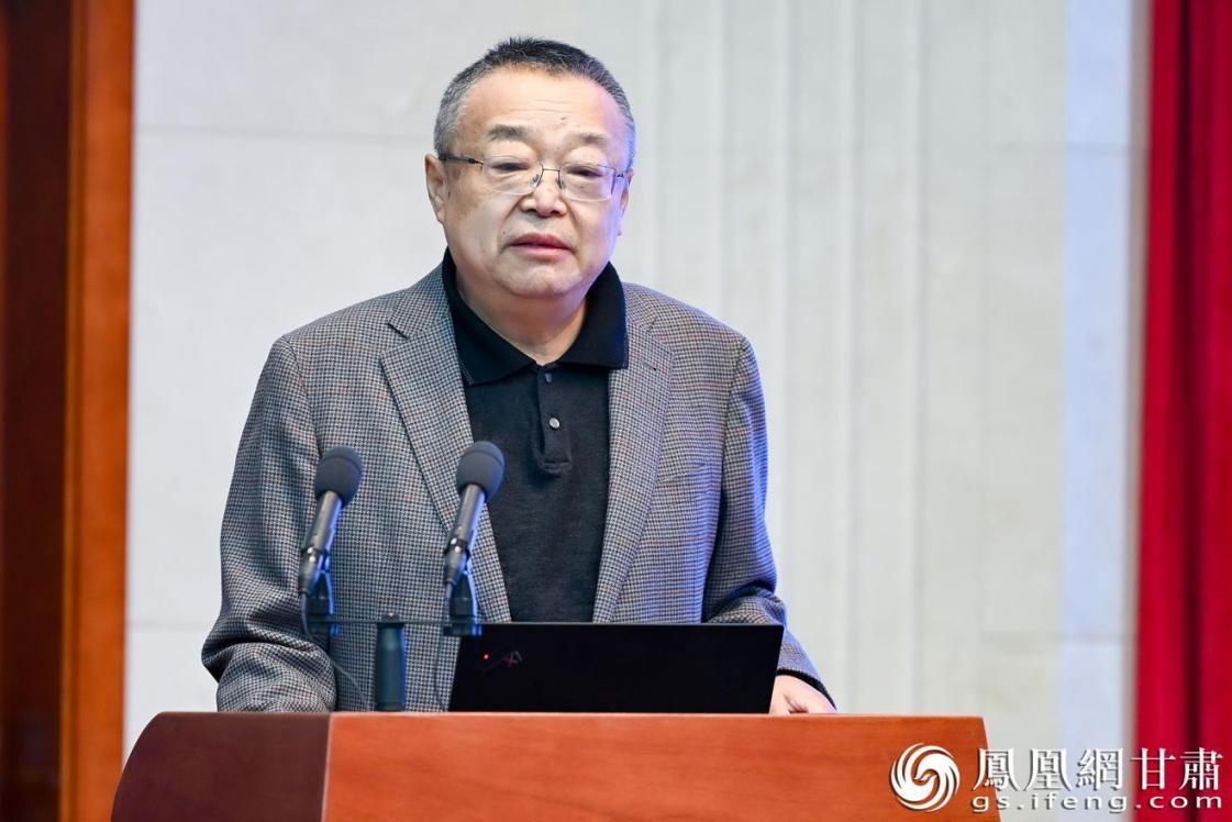 中共甘肃省委原副秘书长梁和平表示，人工智能是新一轮科技革命和产业变革的核心驱动力。