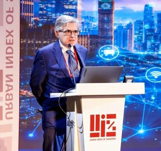 联合国人居署专家，Lorenzo Barrionuevo