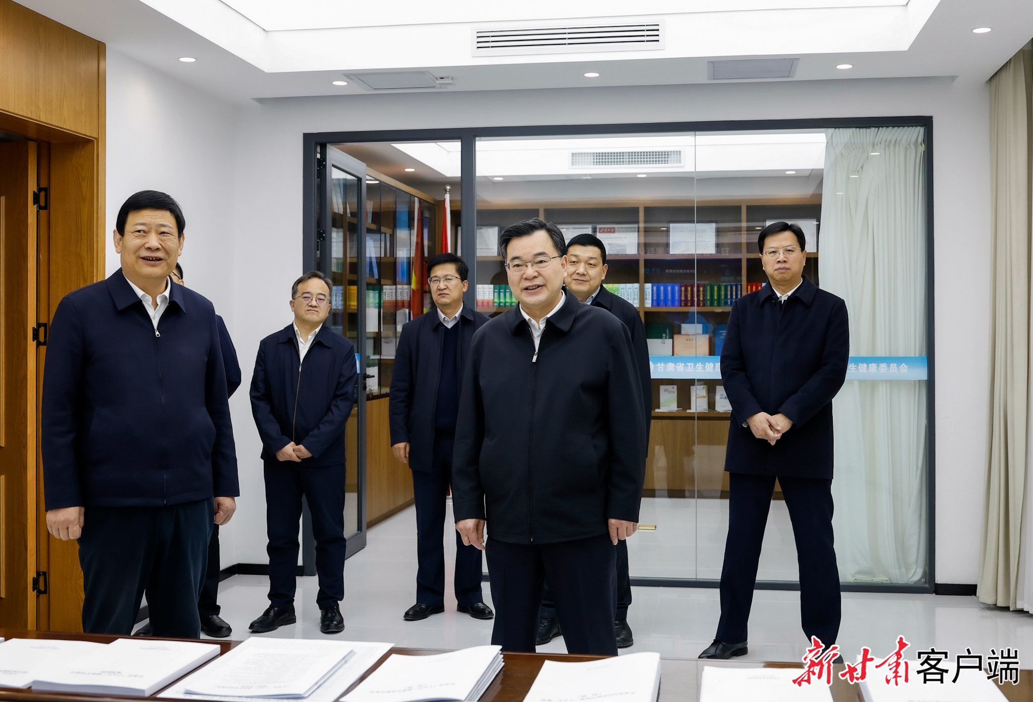 2月3日，省委书记、省人大常委会主任胡昌升在省卫生健康委、省民政厅、省市场监管局调研“十五五”规划编制工作，并主持召开座谈会。新甘肃&middot;甘肃日报记者　孟捷