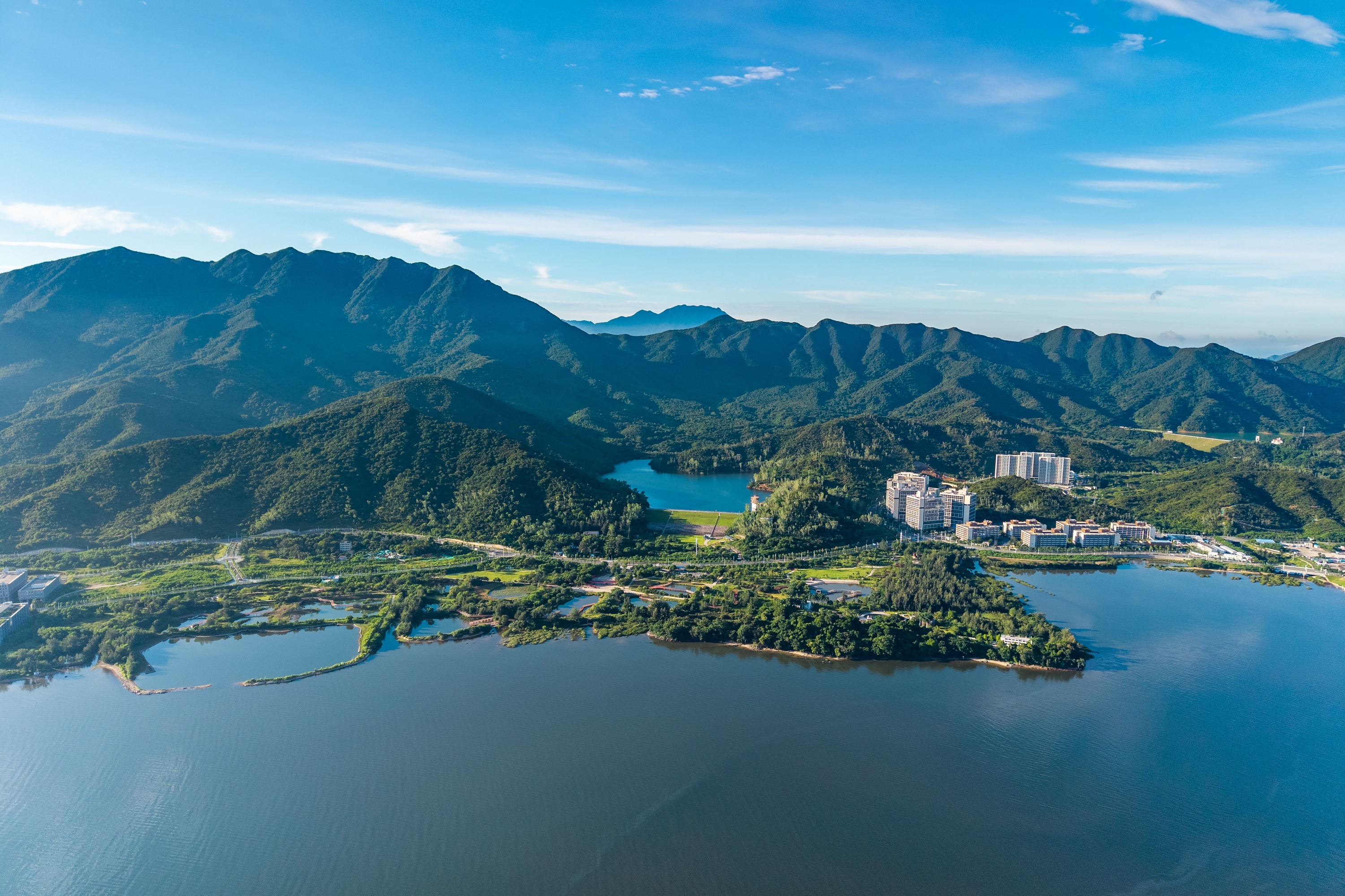 山海人文旅居新地标亮相 大鹏文旅格兰云天国际酒店启幕运营