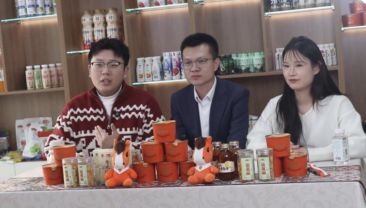 图片：平安产险河北分公司十城巡回直播活动首站