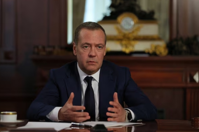 梅德韦杰夫:特朗普风格鲁莽,但有时非常有效