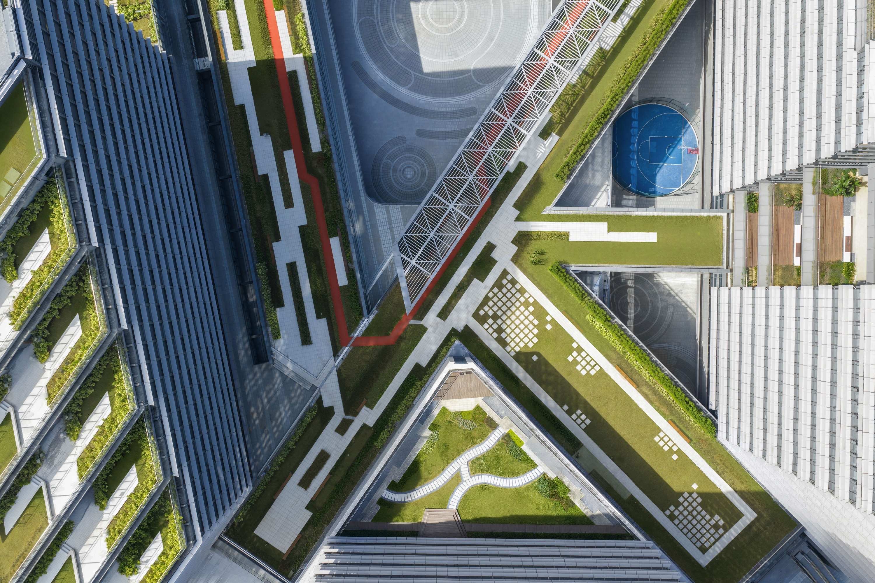 山海人文旅居新地标亮相 大鹏文旅格兰云天国际酒店启幕运营