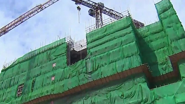 香港承建商违规安装棚网，业界：做法不理性