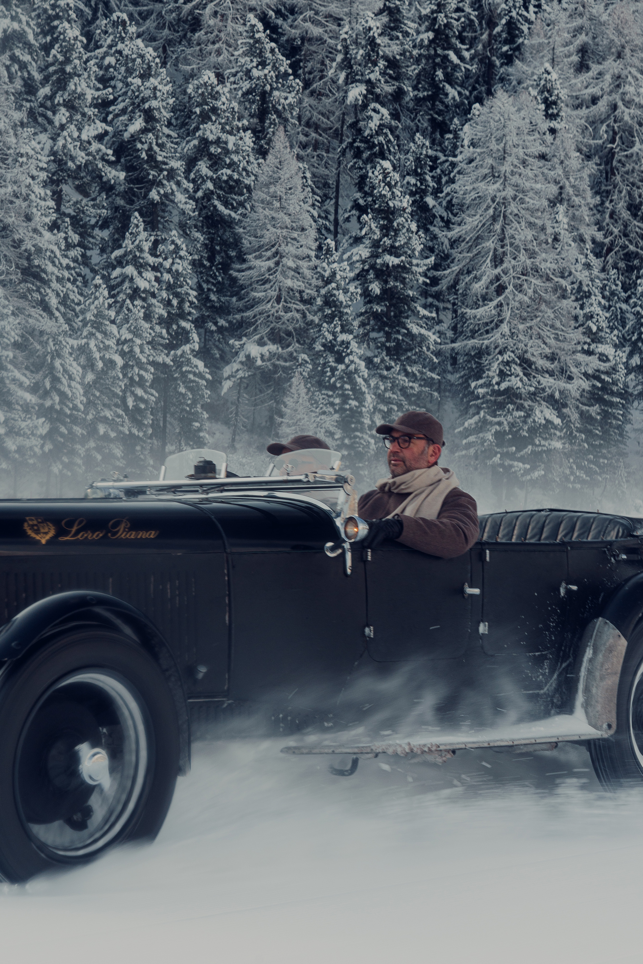 Loro Piana 持续呈现2026年I.C.E. St. Moritz 国际古董车展