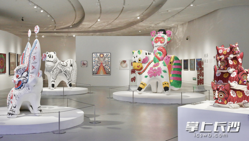 梅溪湖艺术博物馆《春风得艺——马年迎新非遗艺术展》