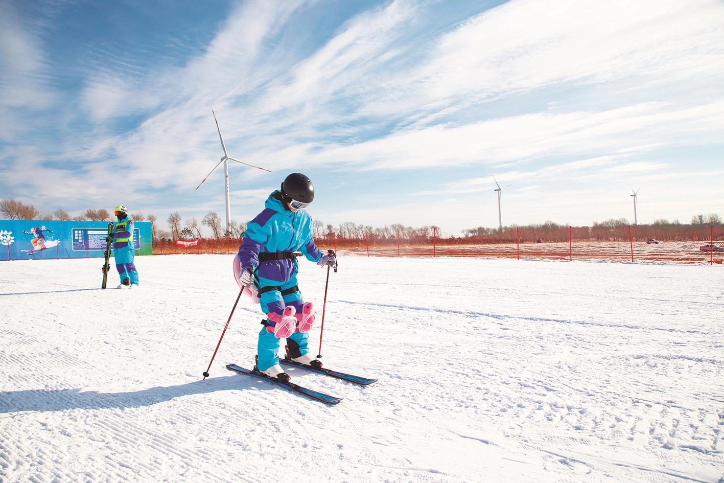 滑雪场成为游客新宠。